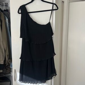 Laundry By Shelli Segal Black Layered One-Shoulder Dress